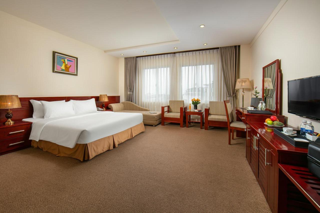 A25 Hotel - 705 Lac Long Quan Ханой Экстерьер фото