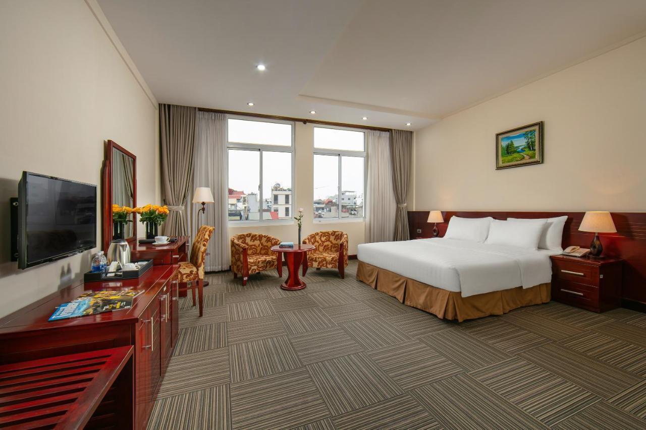 A25 Hotel - 705 Lac Long Quan Ханой Экстерьер фото
